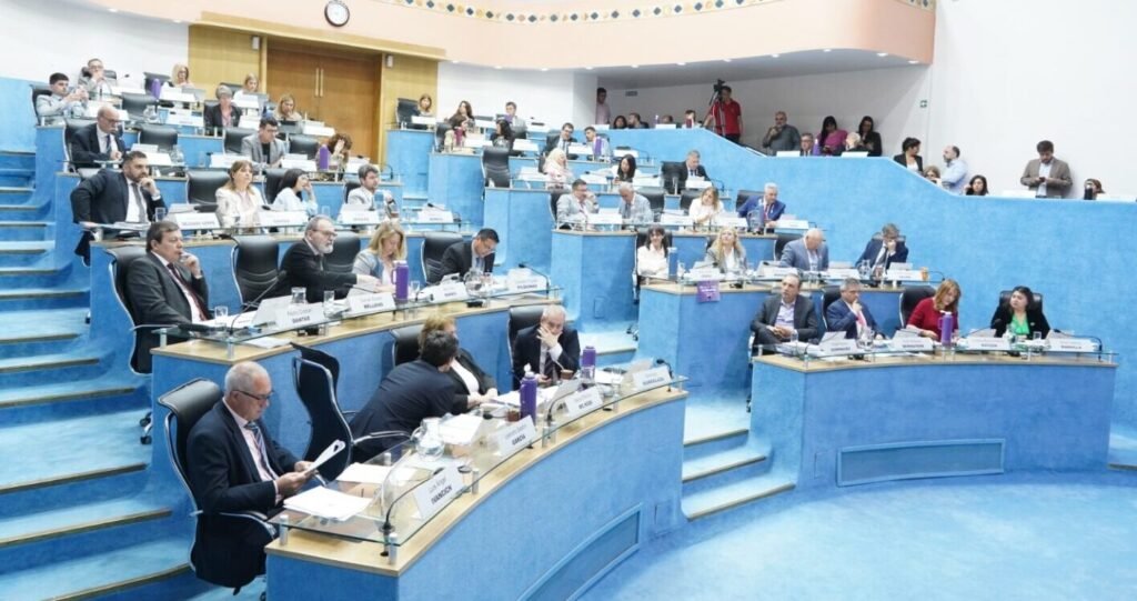 Legislatura-sesion-e1759420787298